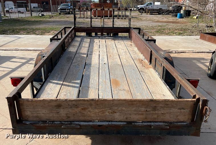 image for item EL5729 Utility trailer