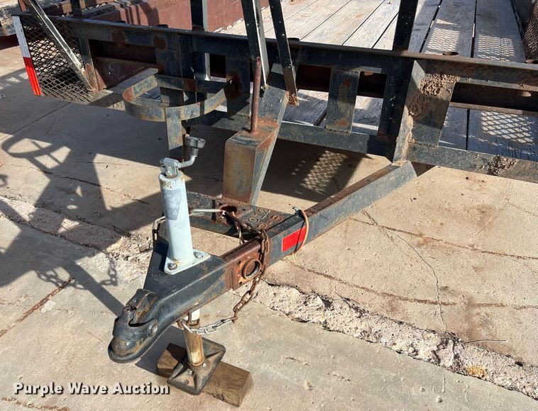 image for item EL5729 Utility trailer