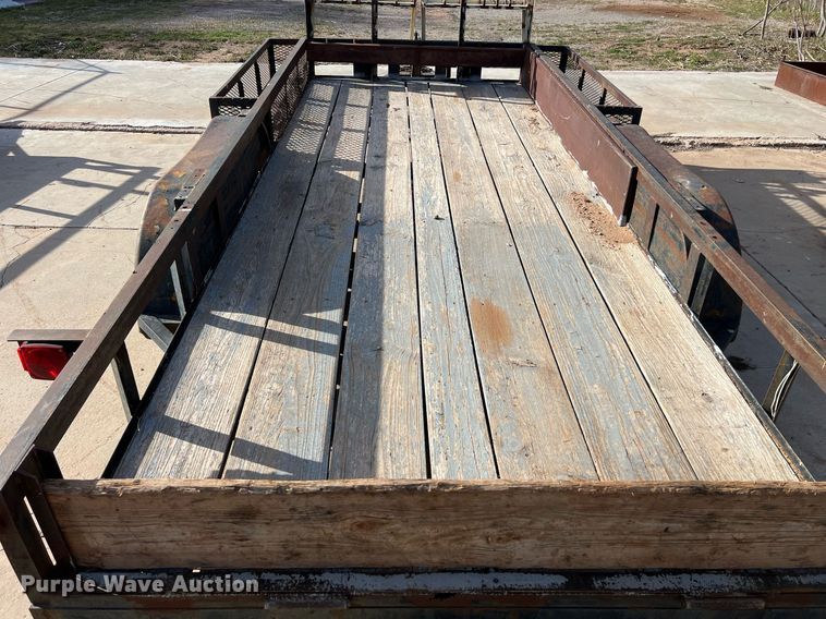 image for item EL5729 Utility trailer