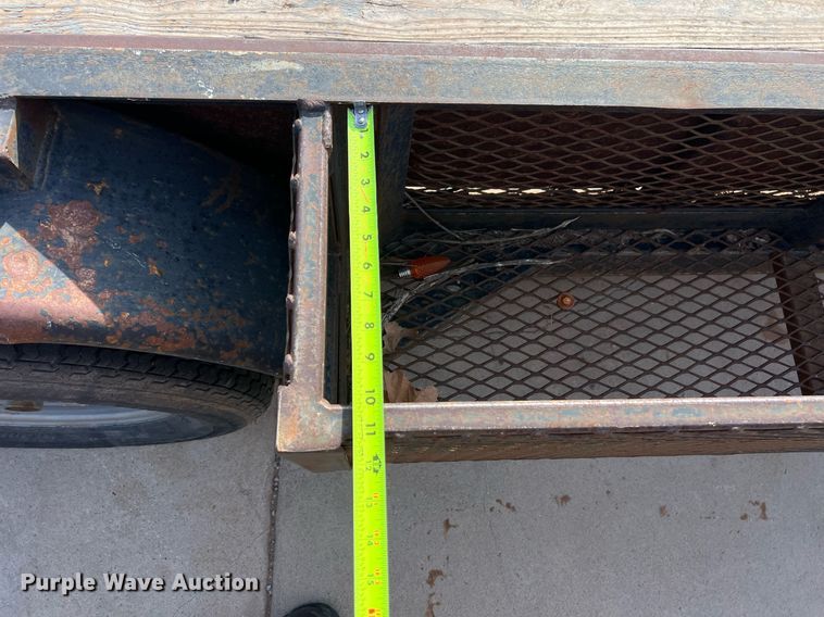 image for item EL5729 Utility trailer