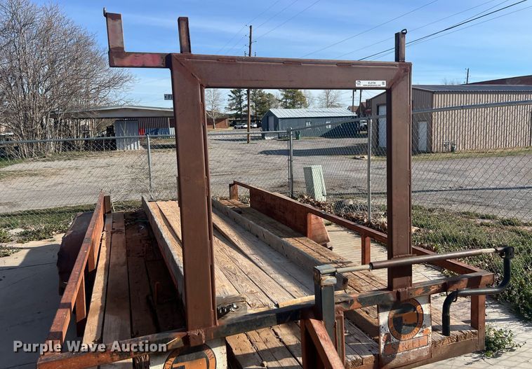 image for item EL5730 Utility trailer