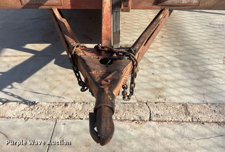 image for item EL5730 Utility trailer