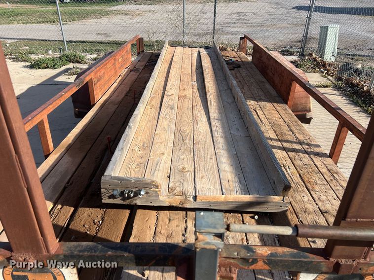 image for item EL5730 Utility trailer