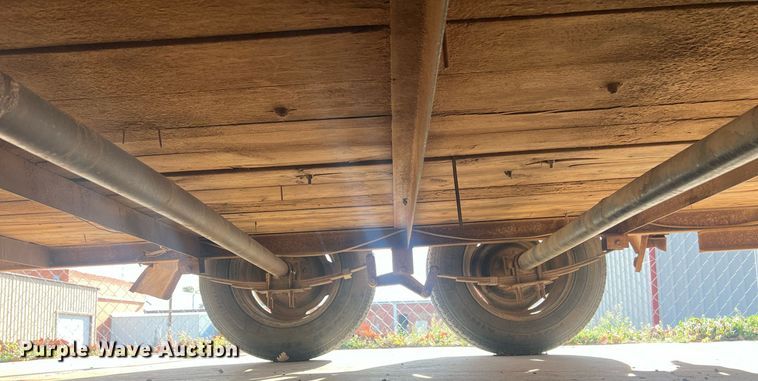 image for item EL5730 Utility trailer