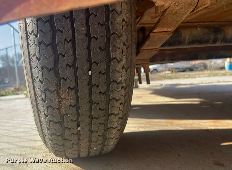 image for item EL5730 Utility trailer