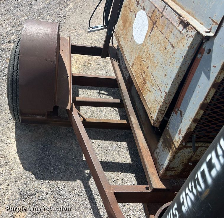 image for item EL5731 Lincoln SA-200 F-163 welder