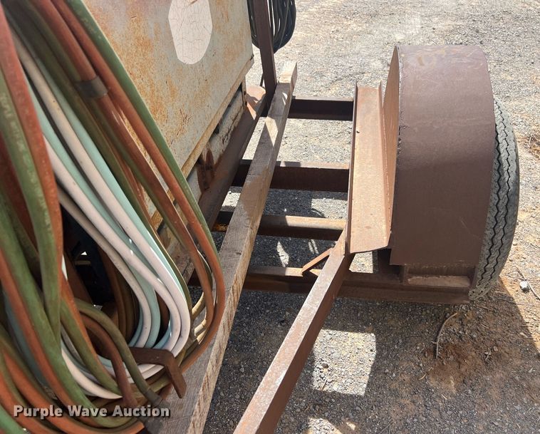 image for item EL5731 Lincoln SA-200 F-163 welder