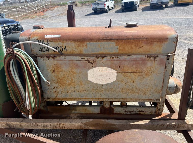 image for item EL5731 Lincoln SA-200 F-163 welder
