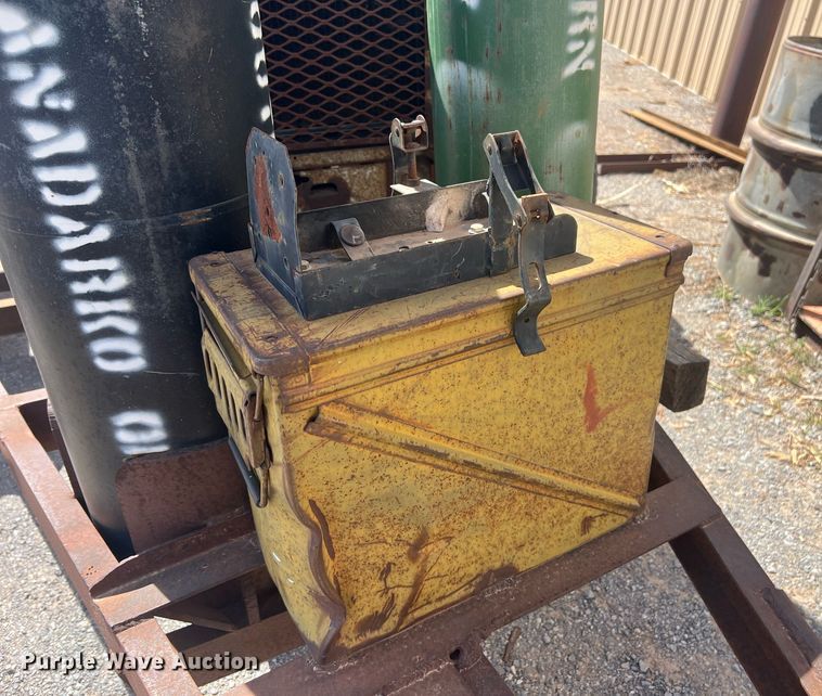 image for item EL5731 Lincoln SA-200 F-163 welder