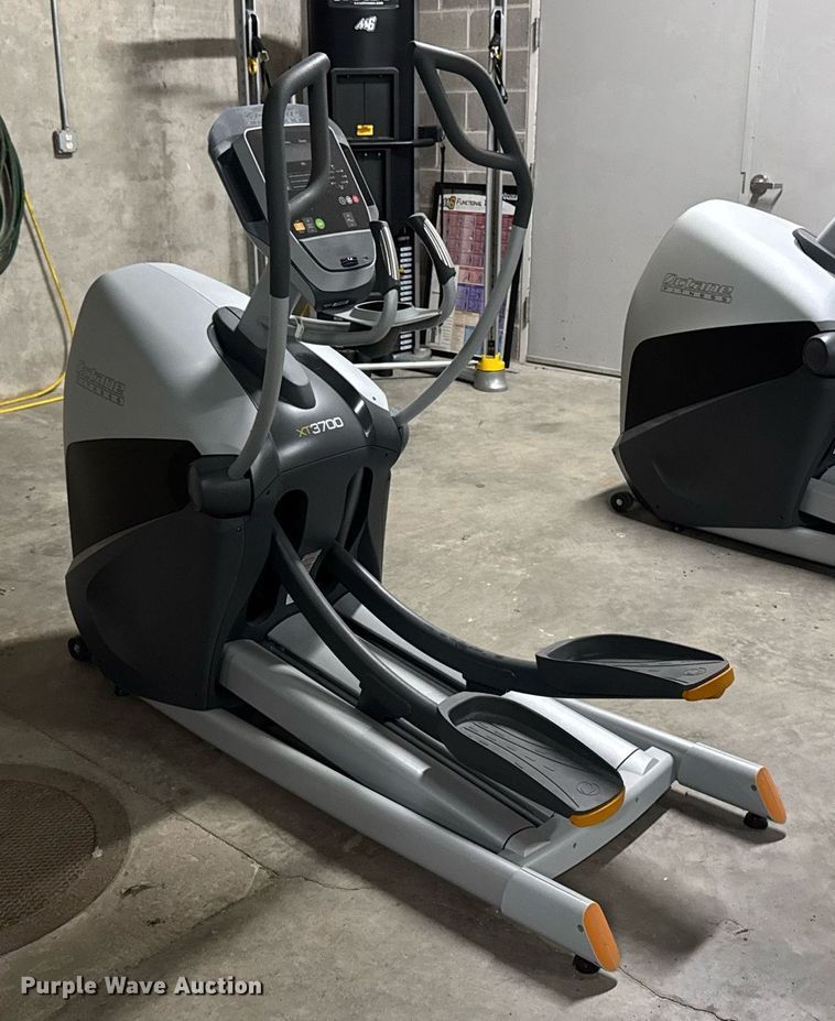 image for item EM3502 Octane Fitness XT3700 elliptical
