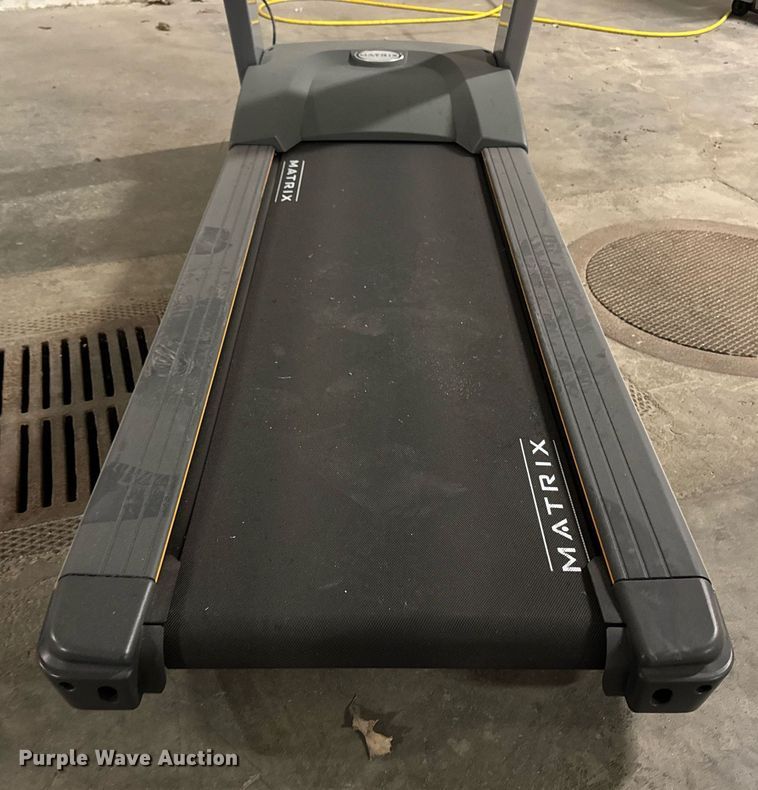 image for item EM3504 Matrix T3X treadmill