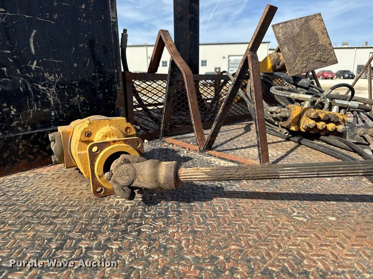 image for item EM3605 1998 International 4700 crane truck