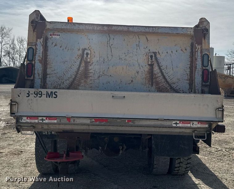 image for item EM3606 2000 GMC C8500 dump truck