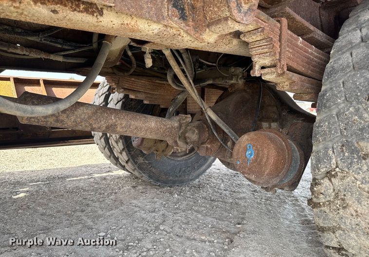 image for item EM3606 2000 GMC C8500 dump truck