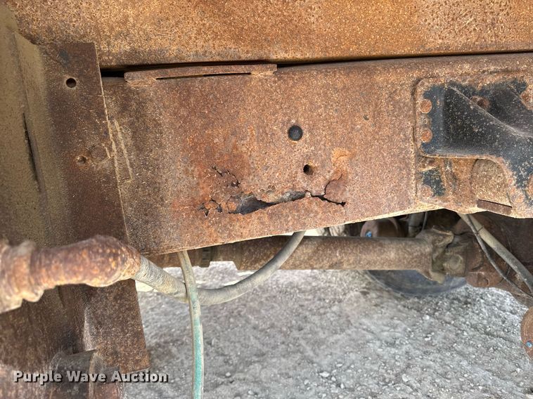 image for item EM3606 2000 GMC C8500 dump truck