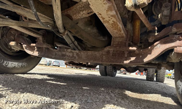 image for item EM3606 2000 GMC C8500 dump truck