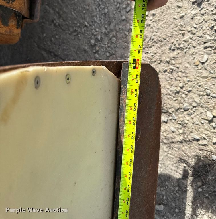 image for item EM3606 2000 GMC C8500 dump truck