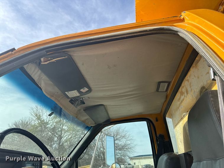 image for item EM3606 2000 GMC C8500 dump truck