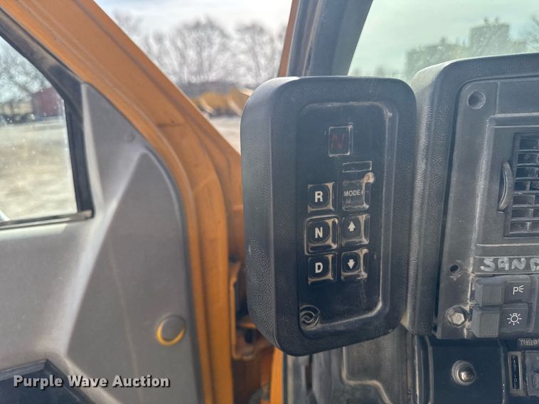 image for item EM3606 2000 GMC C8500 dump truck