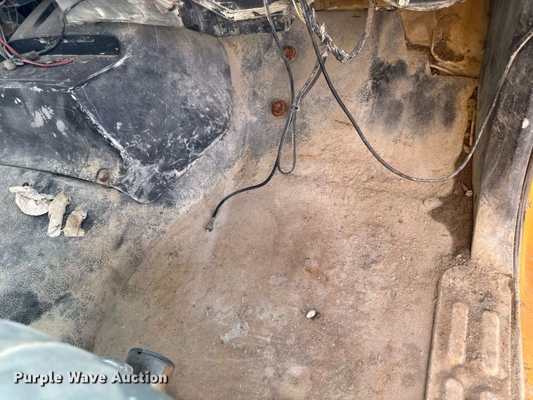 image for item EM3606 2000 GMC C8500 dump truck