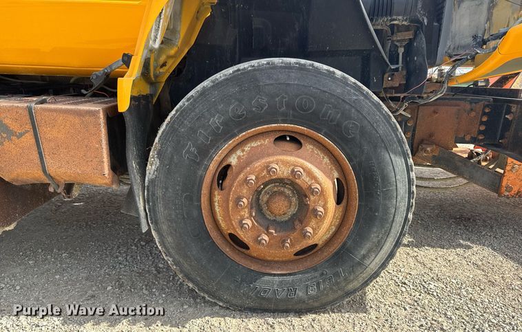 image for item EM3606 2000 GMC C8500 dump truck