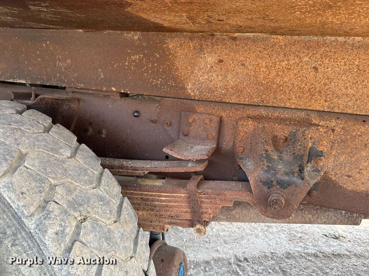 image for item EM3606 2000 GMC C8500 dump truck