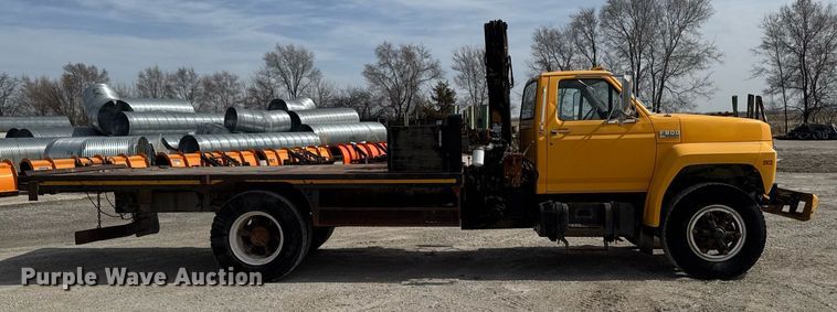 image for item EM3608 1992 Ford F800 crane truck