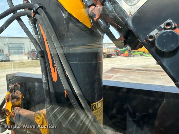 image for item EM3608 1992 Ford F800 crane truck