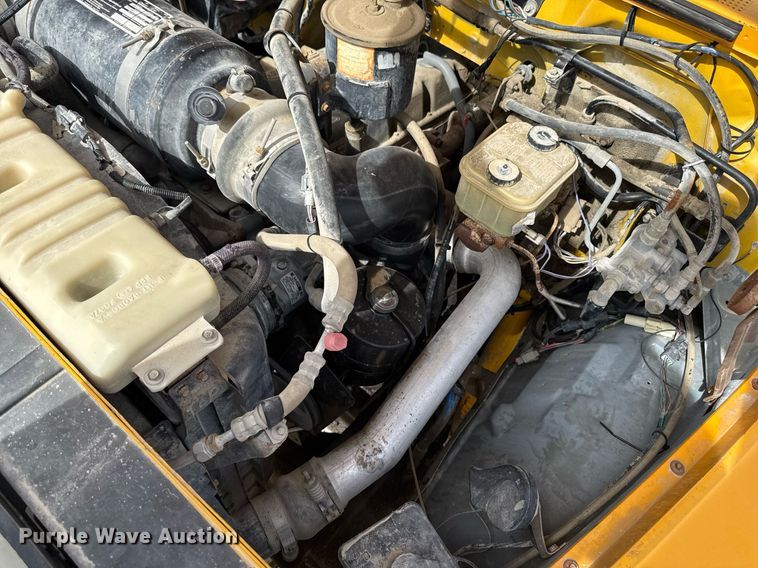 image for item EM3608 1992 Ford F800 crane truck