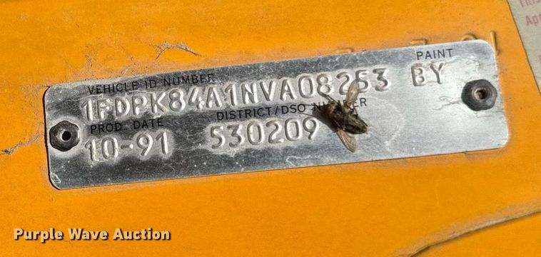 image for item EM3608 1992 Ford F800 crane truck