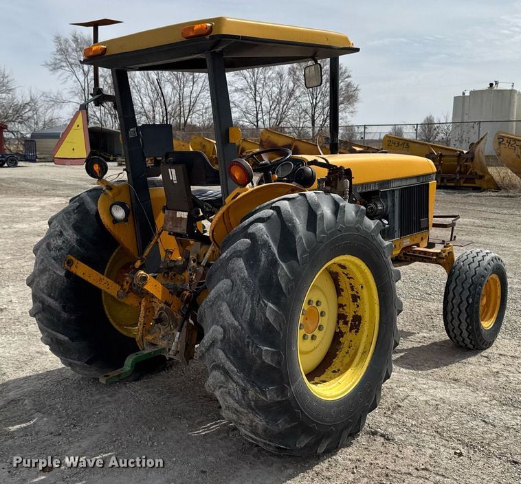 image for item EM3610 1989 John Deere 2755 tractor