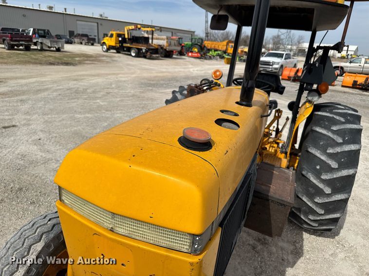 image for item EM3610 1989 John Deere 2755 tractor