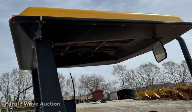 image for item EM3610 1989 John Deere 2755 tractor