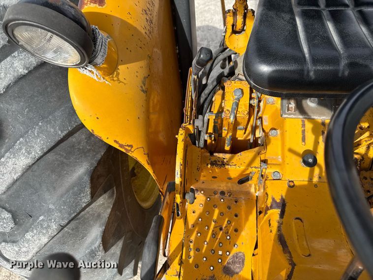 image for item EM3610 1989 John Deere 2755 tractor