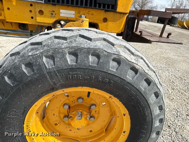 image for item EM3610 1989 John Deere 2755 tractor