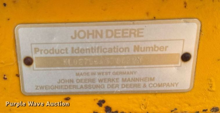 image for item EM3610 1989 John Deere 2755 tractor