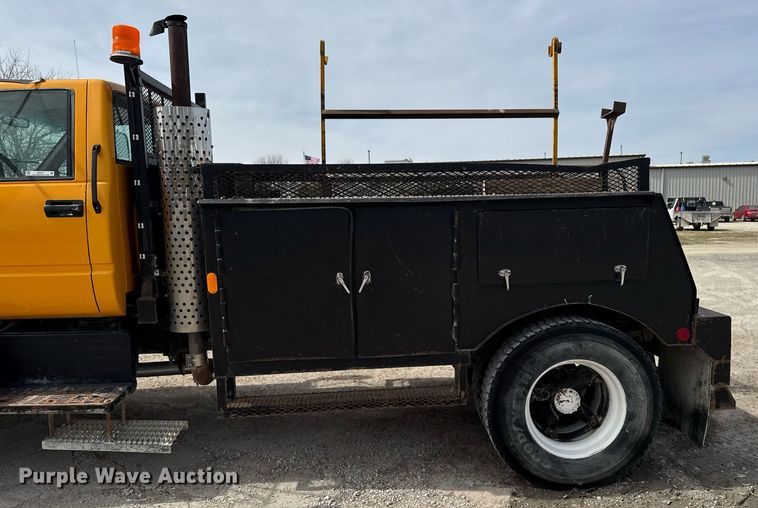 image for item EM3611 1997 GMC C7500 utility / service truck