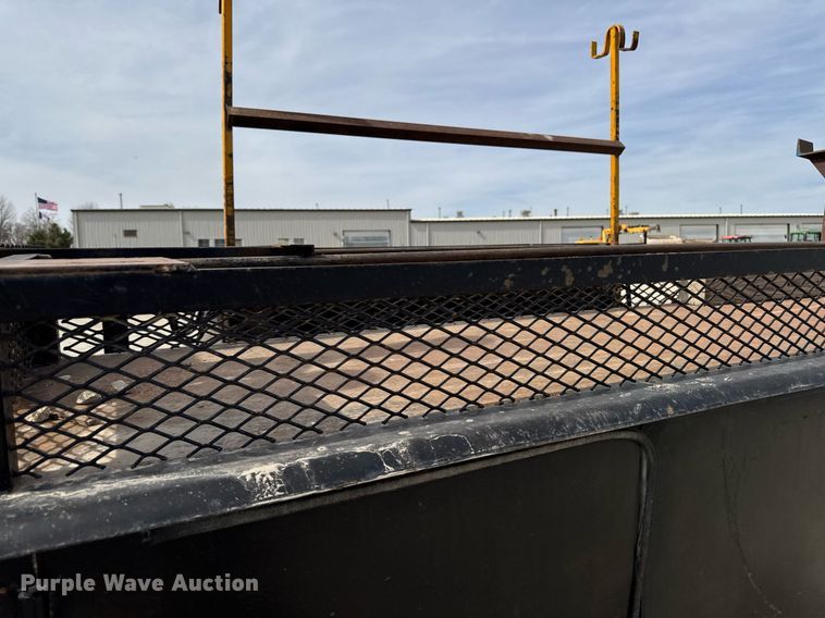 image for item EM3611 1997 GMC C7500 utility / service truck