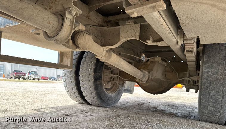 image for item EM3611 1997 GMC C7500 utility / service truck