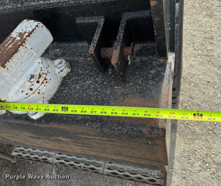 image for item EM3611 1997 GMC C7500 utility / service truck