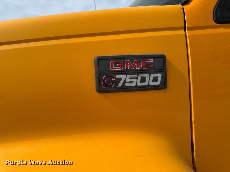 image for item EM3611 1997 GMC C7500 utility / service truck