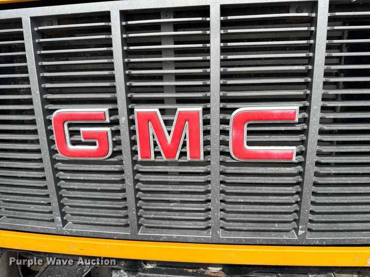 image for item EM3611 1997 GMC C7500 utility / service truck