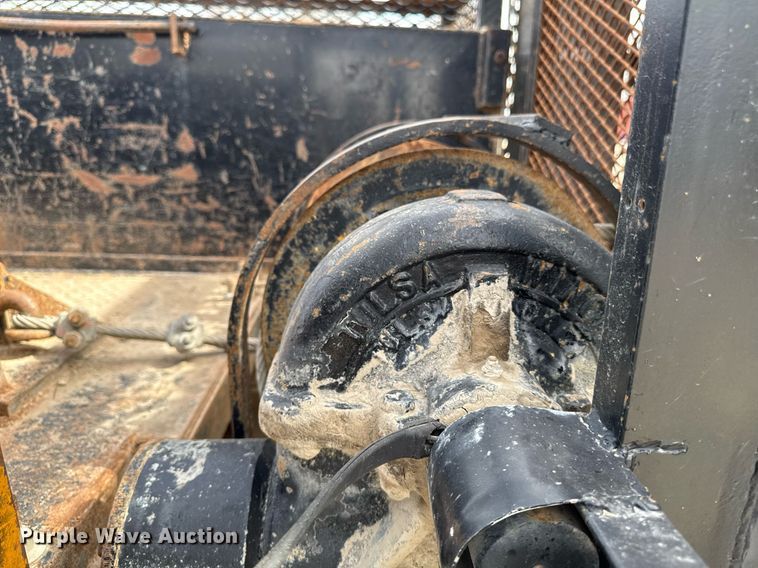 image for item EM3611 1997 GMC C7500 utility / service truck