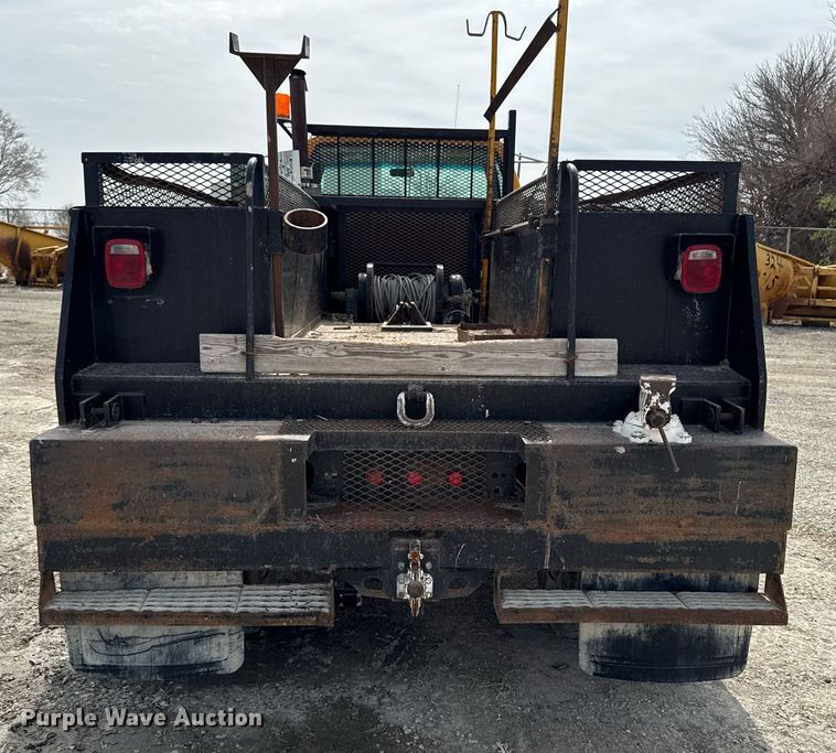 image for item EM3611 1997 GMC C7500 utility / service truck