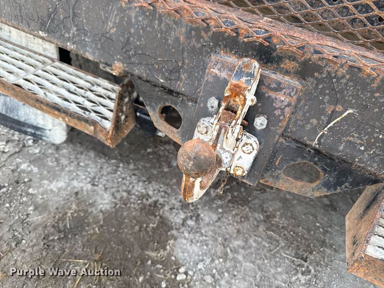 image for item EM3611 1997 GMC C7500 utility / service truck