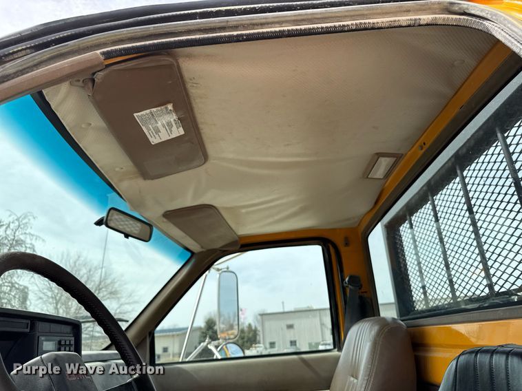 image for item EM3611 1997 GMC C7500 utility / service truck