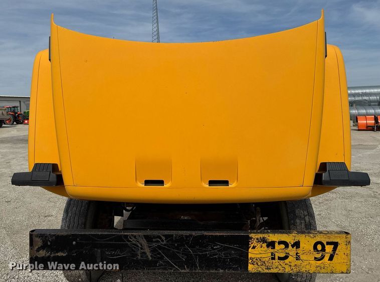 image for item EM3611 1997 GMC C7500 utility / service truck