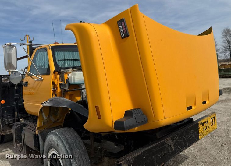 image for item EM3611 1997 GMC C7500 utility / service truck