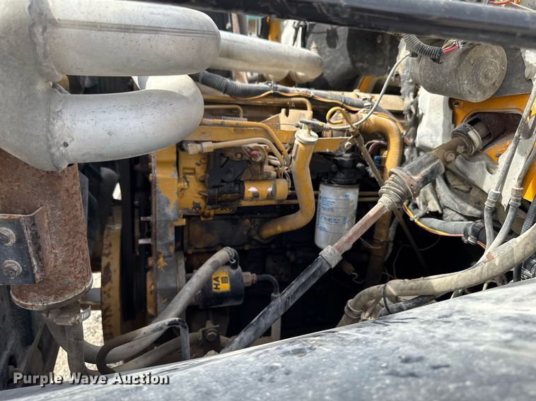 image for item EM3611 1997 GMC C7500 utility / service truck