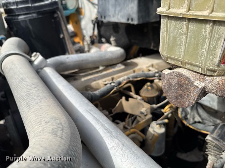 image for item EM3611 1997 GMC C7500 utility / service truck